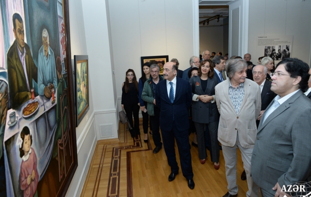 Çingiz Fərzəliyevin “Zamanın pillələri ilə” adlı fərdi sərgisi açılıb