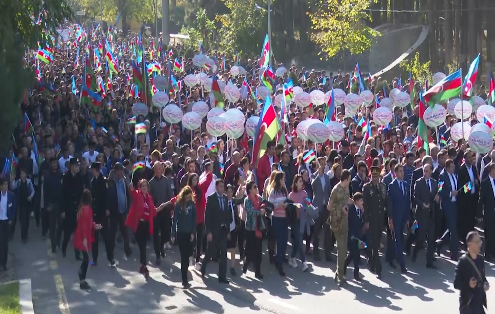Ağdam rayonunda keçirilən “Bayraq yürüşü”ndə dörd mindən çox insan iştirak edib