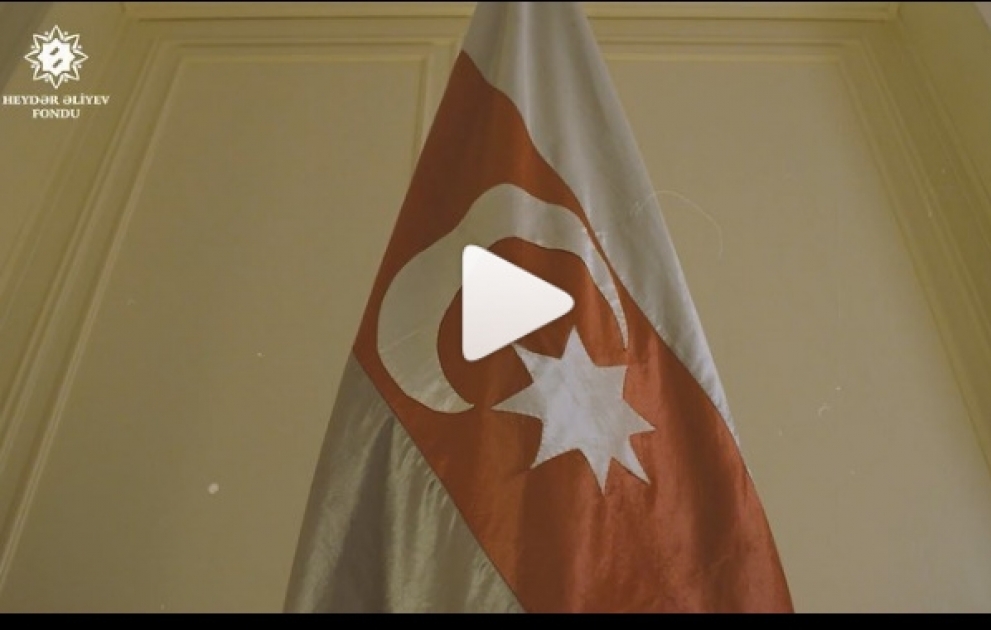 Birinci vitse-prezident “İnstagram” səhifəsində Bayraq Günü münasibətilə paylaşım edib