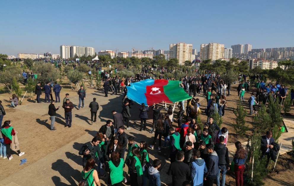 Təbiət naminə birləş, Həyat naminə birləş!
