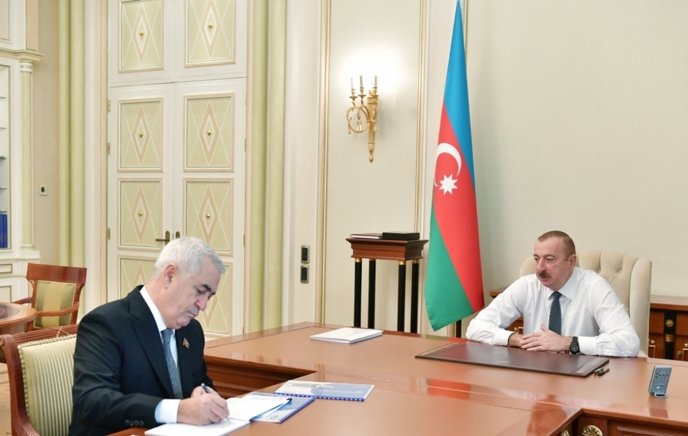 Prezident İlham Əliyev “Azərbaycan Dəmir Yolları” Qapalı Səhmdar Cəmiyyətinin sədrini qəbul edib
