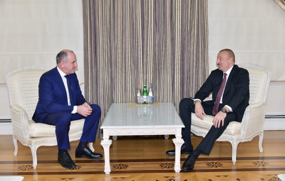 President Ilham Aliyev received delegation led by head of Karachay-Cherkessia Republic of Russian Federation