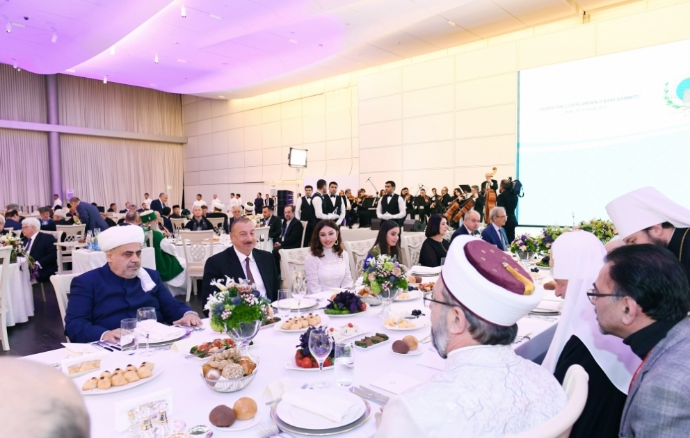 President Ilham Aliyev hosted reception in honor of participants of 2nd Summit of World Religious Leaders