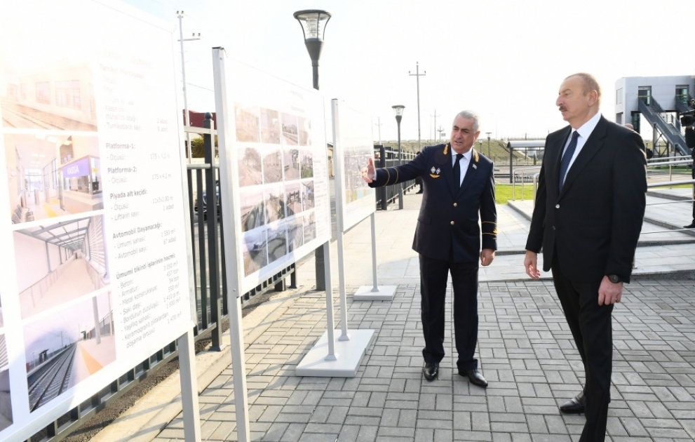 Prezident İlham Əliyev Bakı dairəvi dəmir yolunun Sabunçu-Pirşağı xəttinin yenidənqurma işlərindən sonra açılışında iştirak edib