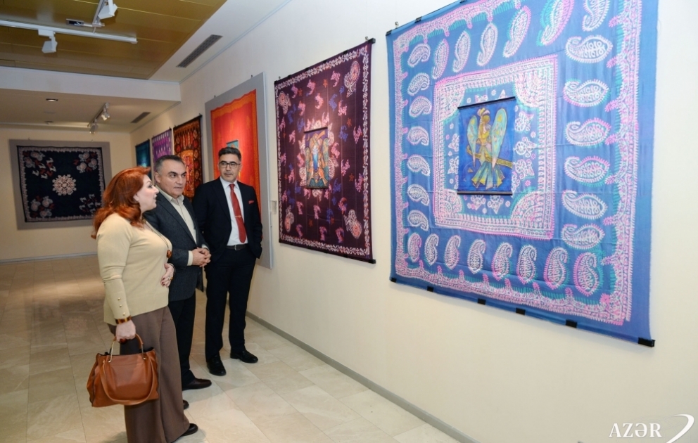 Xalça Muzeyində “Kəlağayı: ipək qanadlar” sərgisinin açılışı olub