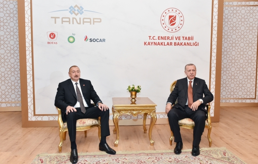Entretien des présidents azerbaïdjanais et turc