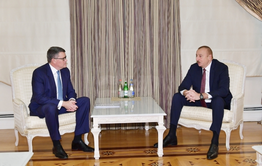 Prezident İlham Əliyev CISCO şirkətinin nümayəndə heyətini qəbul edib