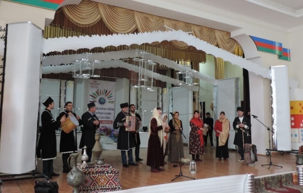 Qusarda keçirilən festivalda azsaylı xalqların folklor kollektivləri çıxış ediblər
