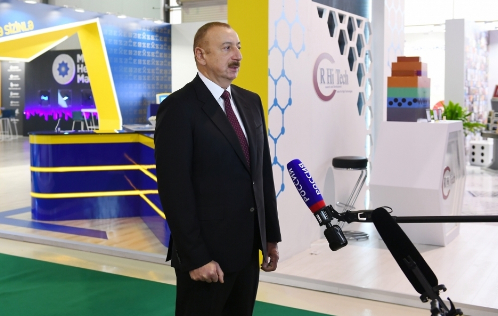 Телеканал «Россия-24» показал репортаж о выставке «Bakutel» 
В репортаж вошло и интервью Президента Ильхама Алиева