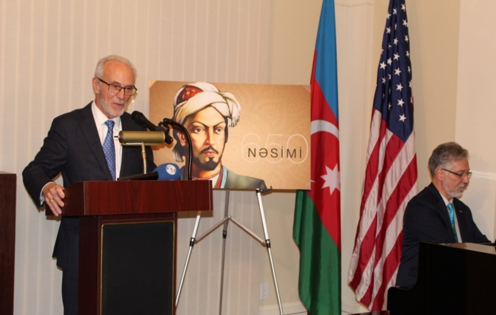 Vaşinqtonda amerikalı bəstəkarın Nəsiminin “Sığmazam” qəzəlinə bəstələdiyi musiqinin premyerası olub