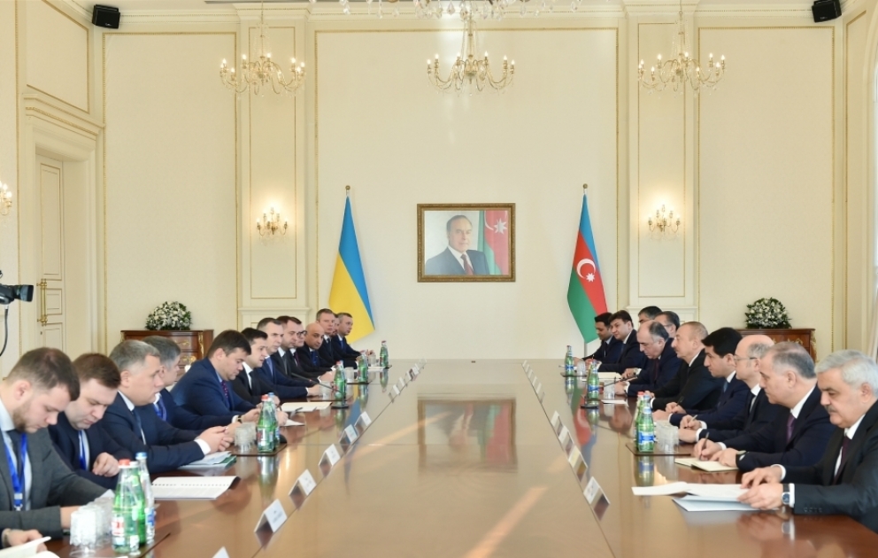 Azərbaycan və Ukrayna prezidentlərinin geniş tərkibdə görüşü keçirilib