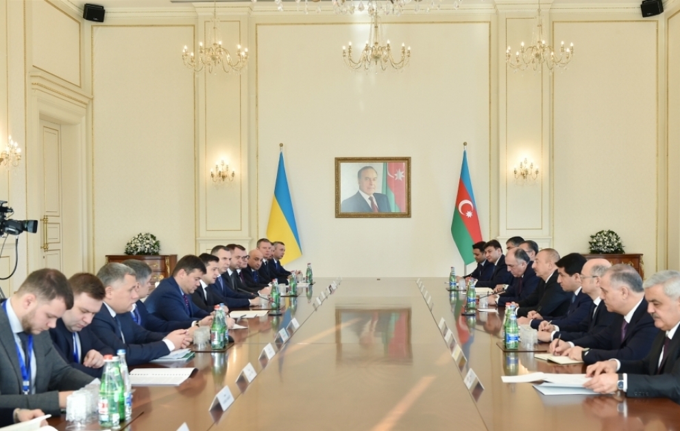 Состоялась встреча президентов Азербайджана и Украины в расширенном составе