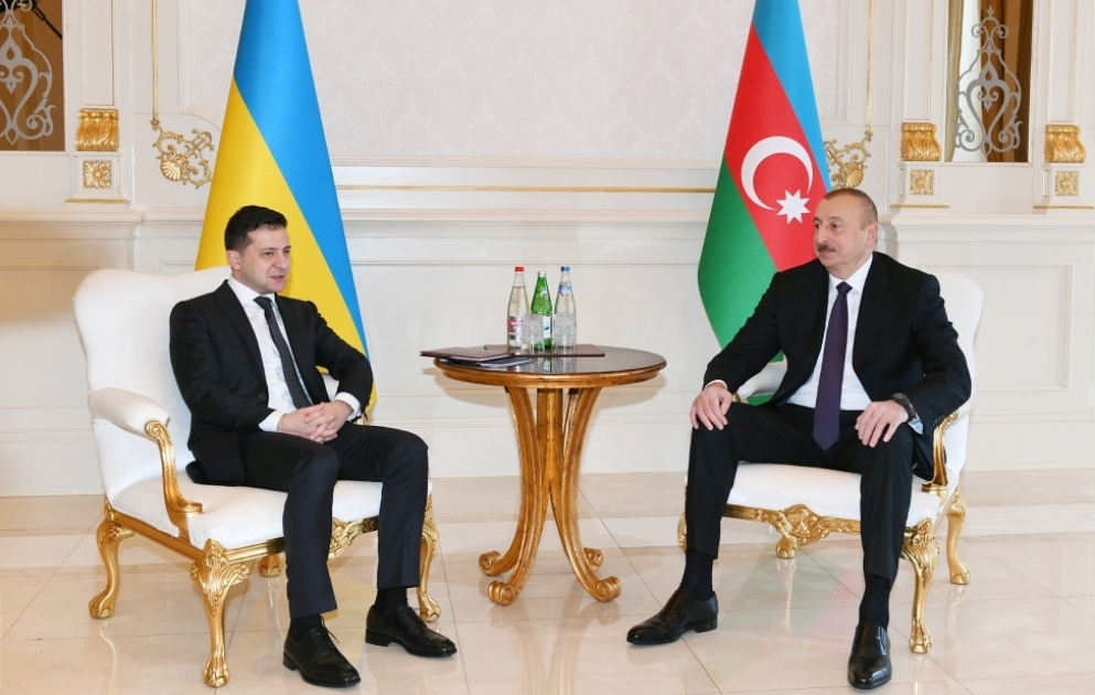 Prezident İlham Əliyevin və Prezident Vladimir Zelenskinin təkbətək görüşü YENİLƏNİB