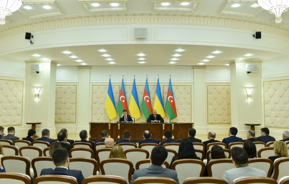 Azərbaycan və Ukrayna prezidentləri mətbuata bəyanatlarla çıxış ediblər