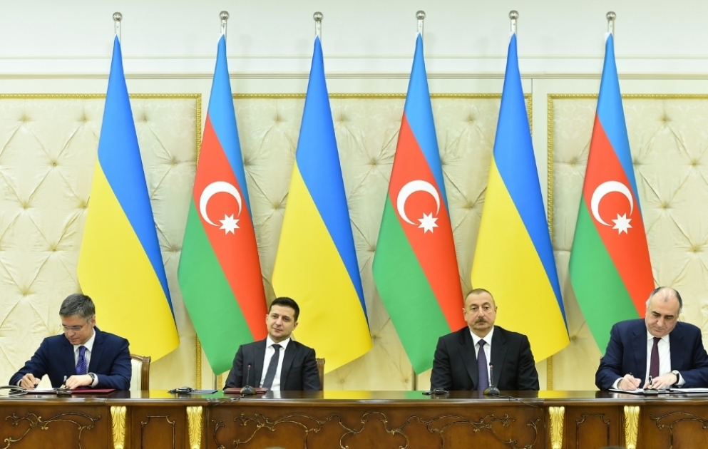 L’Azerbaïdjan et l’Ukraine signent une série de documents
