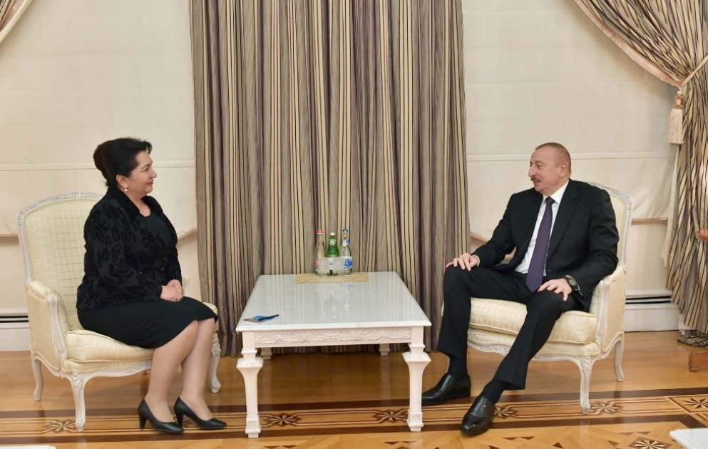 Le président azerbaïdjanais rencontre la présidente du Sénat ouzbek