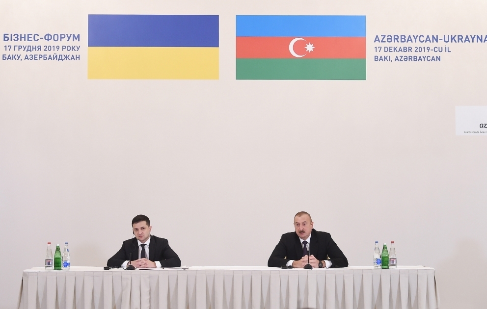 Aserbaidschanisch-ukrainisches Wirtschaftsforum in Baku 
Präsidenten von Aserbaidschan und der Ukraine nehmen am Wirtschaftsforum teil