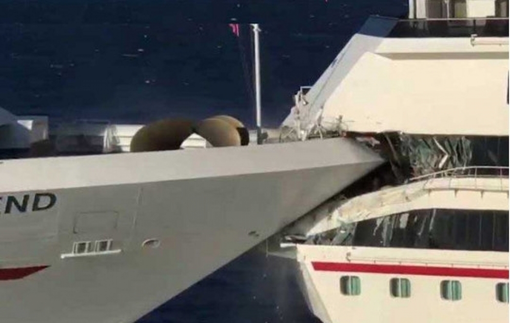 Carnival Glory strikes Carnival Legend in Cozumel, Mexico