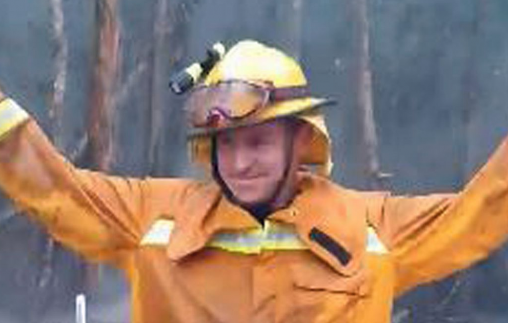 Australian fire crews celebrate as rain brings relief in battle against raging blazes