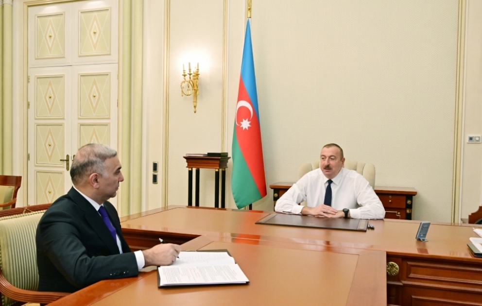 Prezident İlham Əliyev Vüqar Əhmədovu “Azərişıq” ASC-nin sədri vəzifəsinə təyin olunması ilə əlaqədar qəbul edib