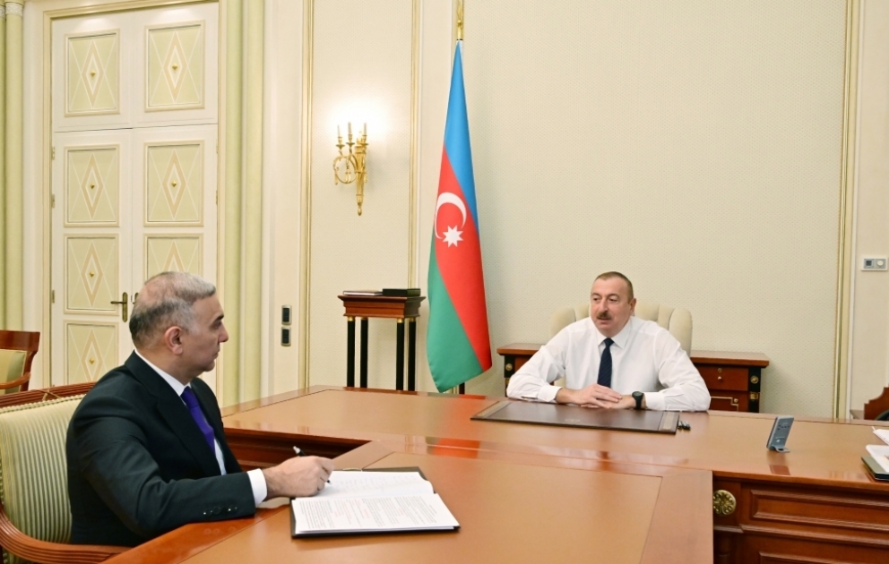 Le président Ilham Aliyev reçoit Vugar Ahmadov à la suite de sa nomination à la tête de la société «Azerisiq»
