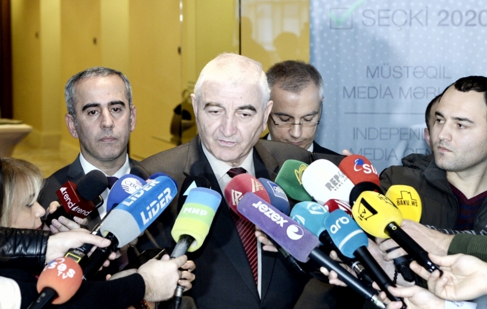 Məzahir Pənahov: Parlament seçkiləri ilə əlaqədar xarici müşahidəçilərin qeydiyyatı prosesi sürətlə davam edir