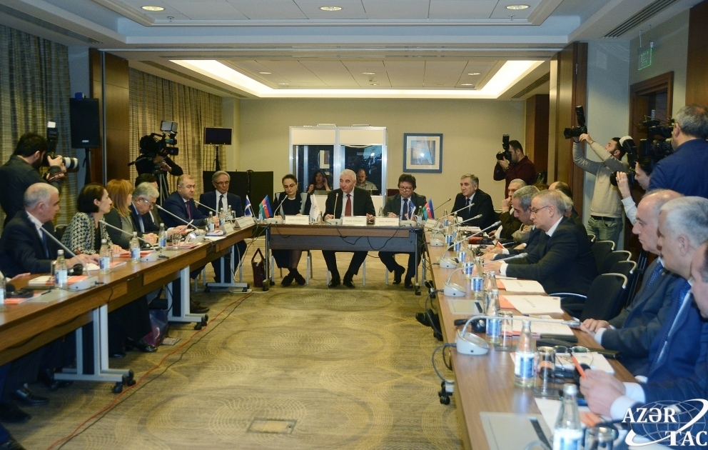 Bakıda “Seçkinin mediada işıqlandırılması” mövzusunda informasiya sessiyası keçirilib