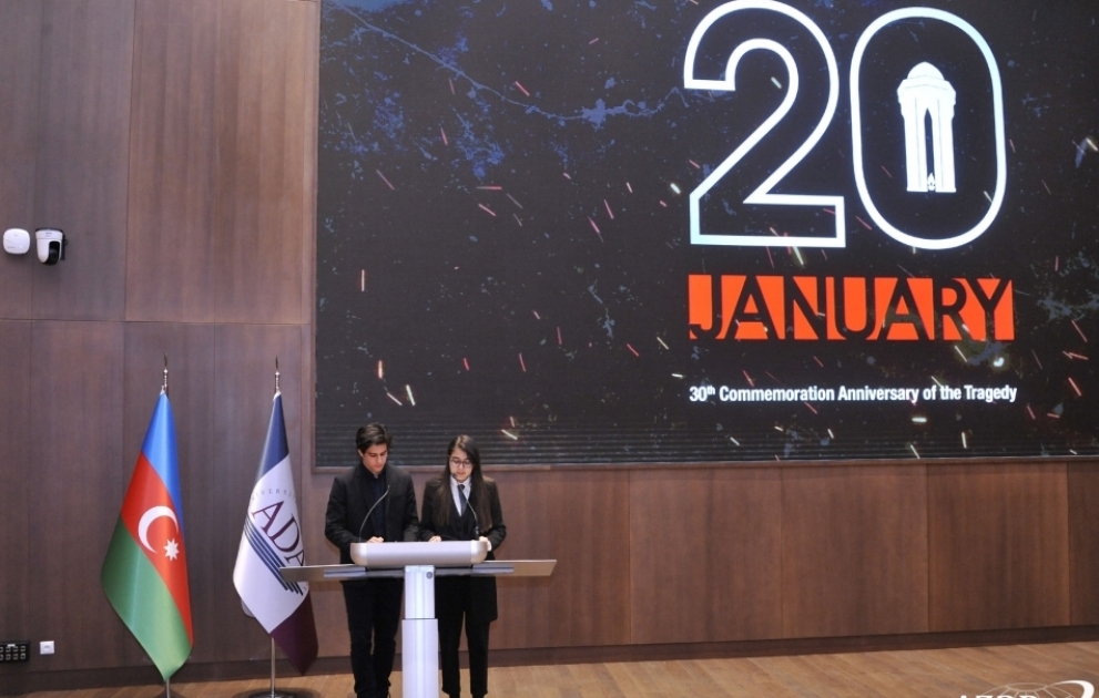 ADA Məktəbinin şagirdləri 20 Yanvar şəhidlərinin xatirəsini anıblar