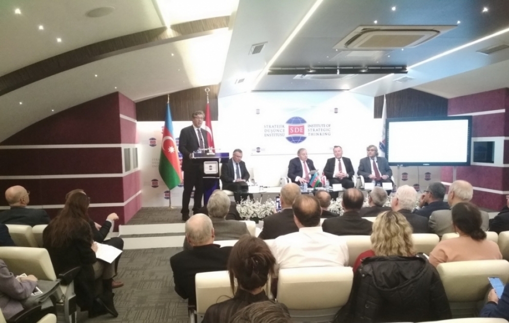 “Cənubi Qafqaz: regional əməkdaşlıq üçün imkanlar və problemlər” mövzusunda konfrans keçirilib