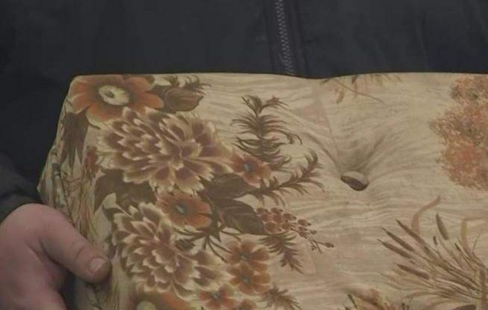 Michigan man finds $43,000 in secondhand couch, returns money to owner