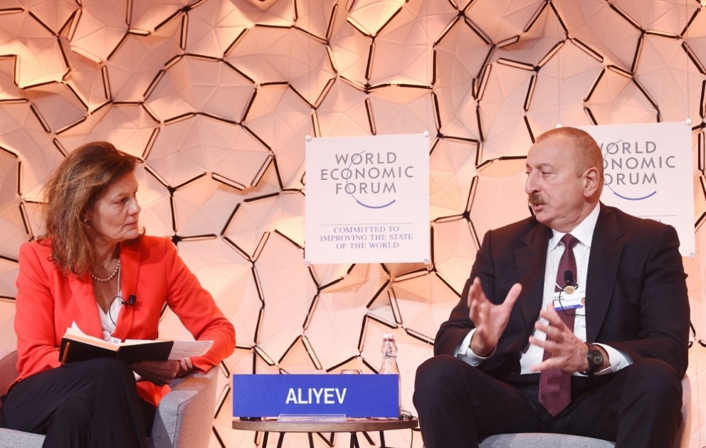 WEF in Davos: Präsident Ilham Aliyev nimmt an Panel zum Thema “Strategische Vision für Eurasien“ teil