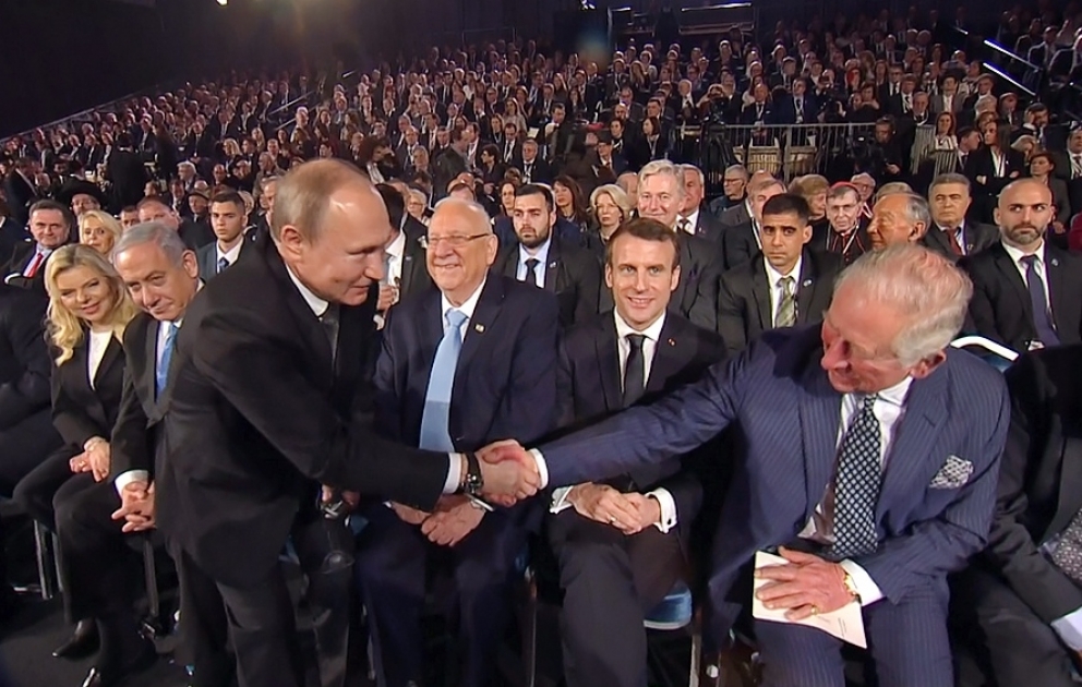 Putin Şahzadə Çarlzı fərq etmədi