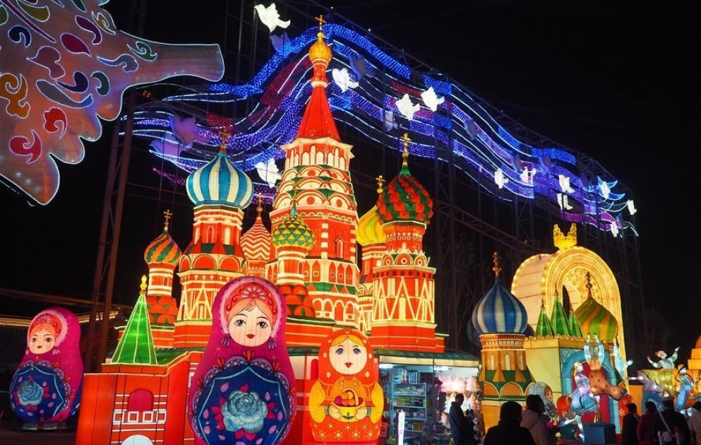 26-й международный фестиваль фонарей открылся на юго-западе Китая