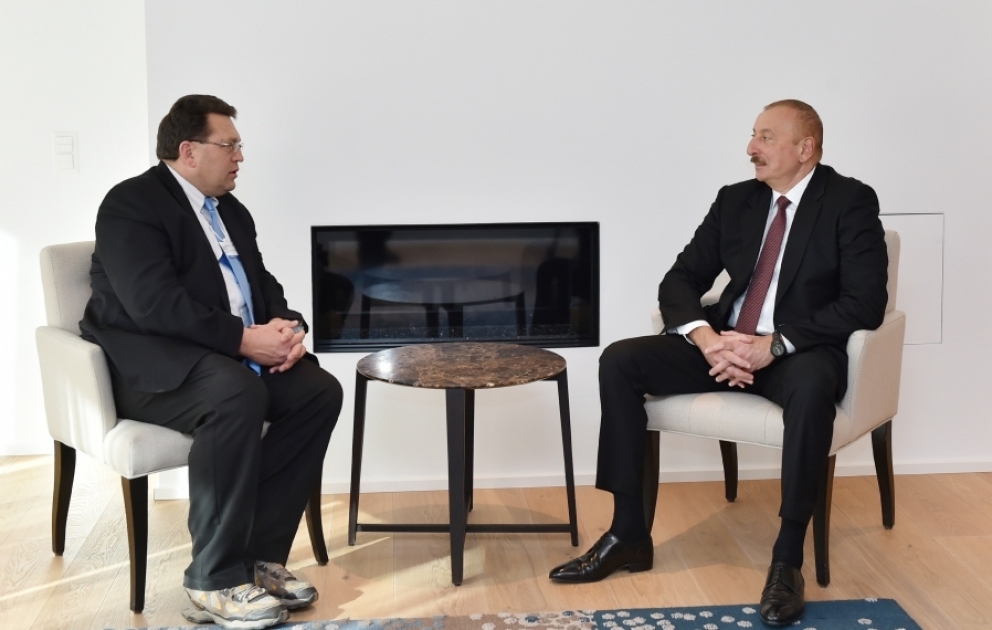 Davos: Präsident Ilham Aliyev trifft Bürgermeister von Montreux