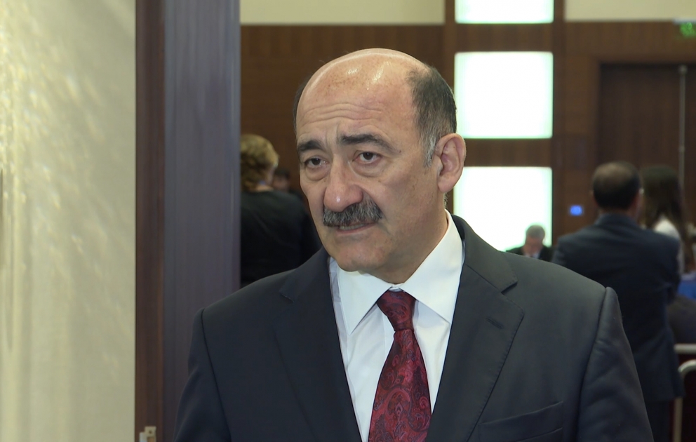 Əbülfəs Qarayev: Bu ilin payızında Bakıda növbəti dəfə Humanitar forum keçiriləcək