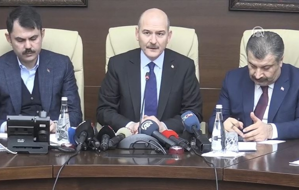 Süleyman Soylu: Türkiyədə zəlzələdən sonra 39 nəfər dağıntılar altından sağ çıxarıldı