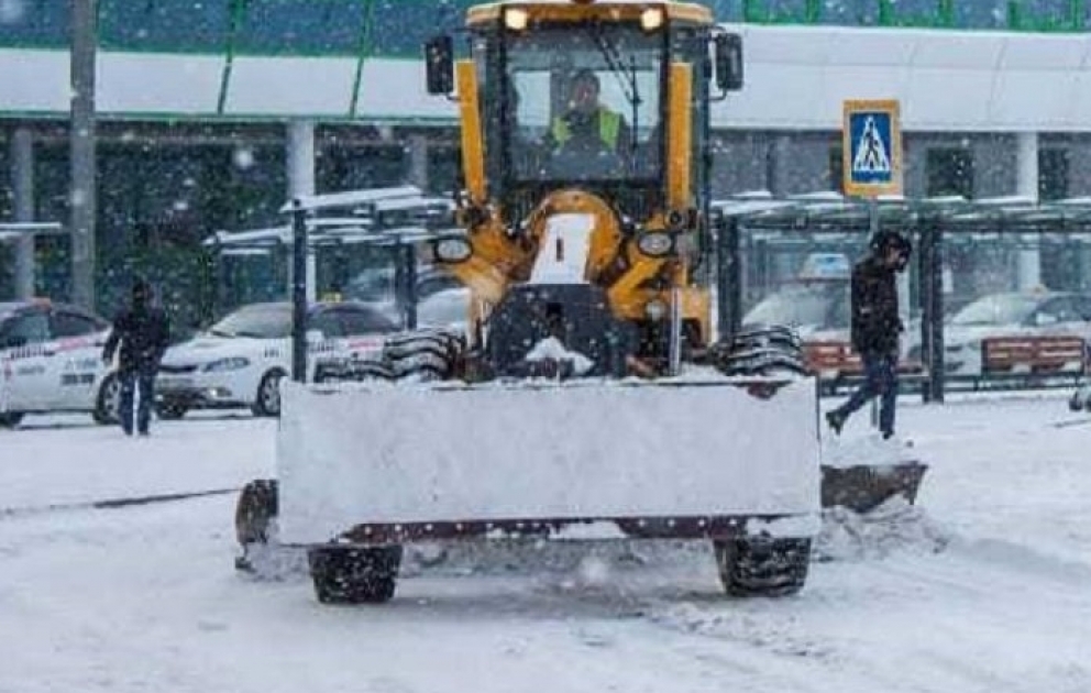 В столице Казахстана задержали все авиарейсы