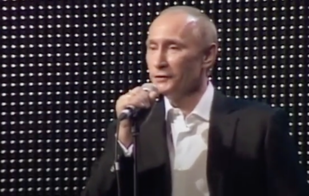 Кремль опубликовал архивные видео с Владимиром Путиным