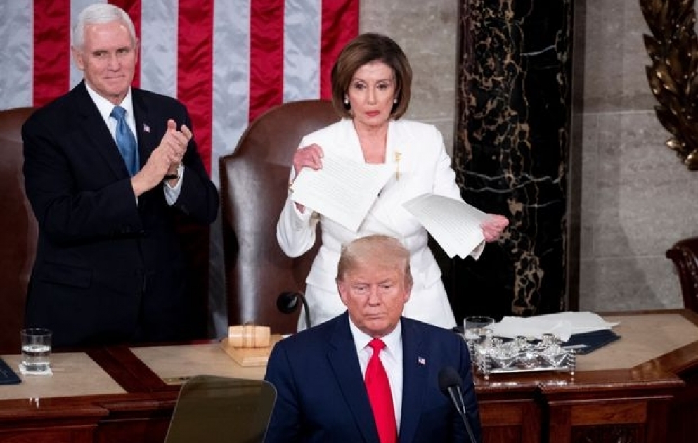 Nancy Pelosi Ripped Up a Copy of Trump's State of the Union Address