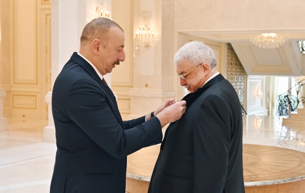Prezident İlham Əliyev Mixail Qusmana “Şərəf” ordenini təqdim edib