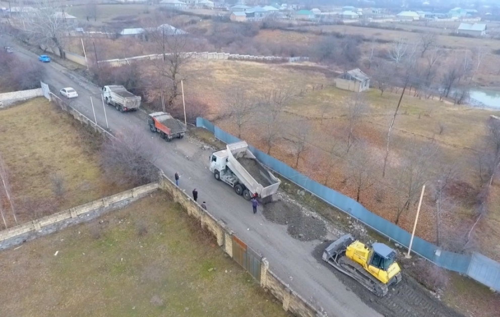 В Габале началась реконструкция автомобильной дороги