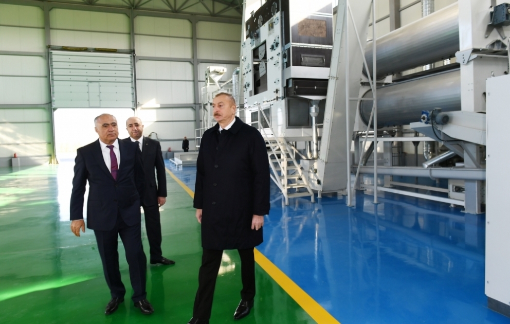 La SARL «Global Agro» présente son parc agricole dans la région de Kurdémir
