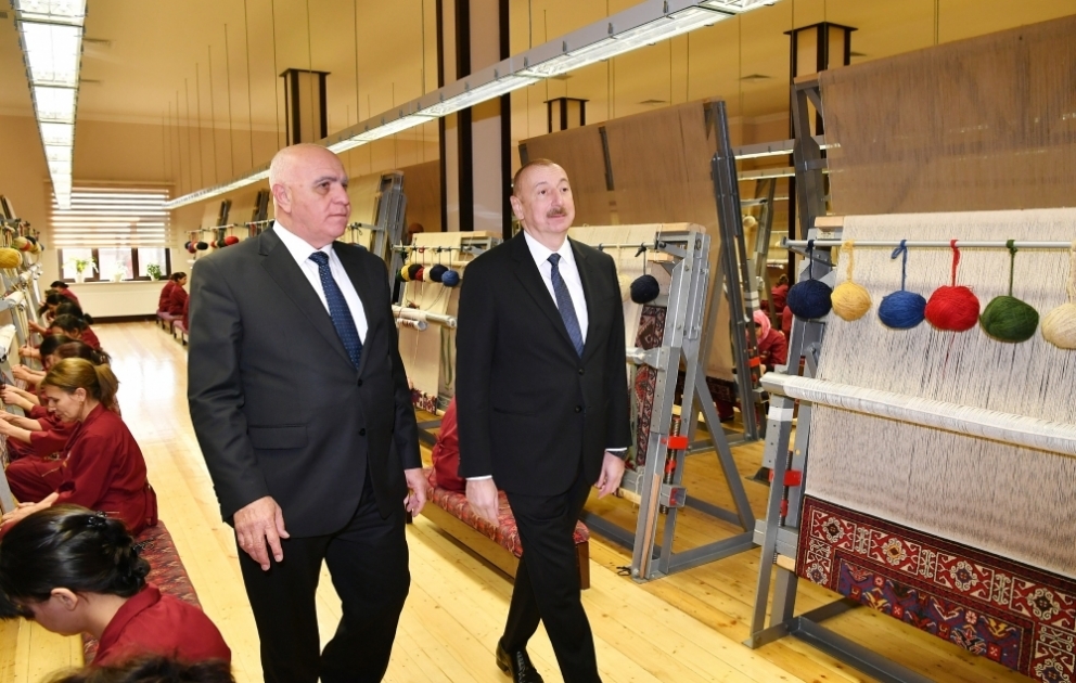 Kurdamir-Filiale der Teppichfabrik von “Azerkhalcha“ eröffnet