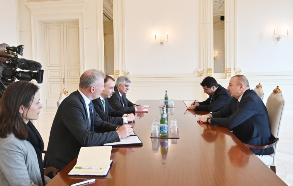 Staatspräsident Ilham Aliyev empfängt EU-Delegation um Sonderbeauftragten