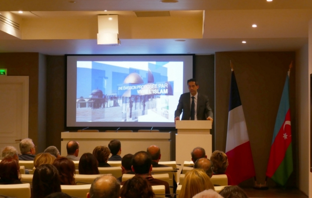 Parisdə “Azərbaycan-sivilizasiyaların kəsişməsində” sənədli filminin premyerası olub