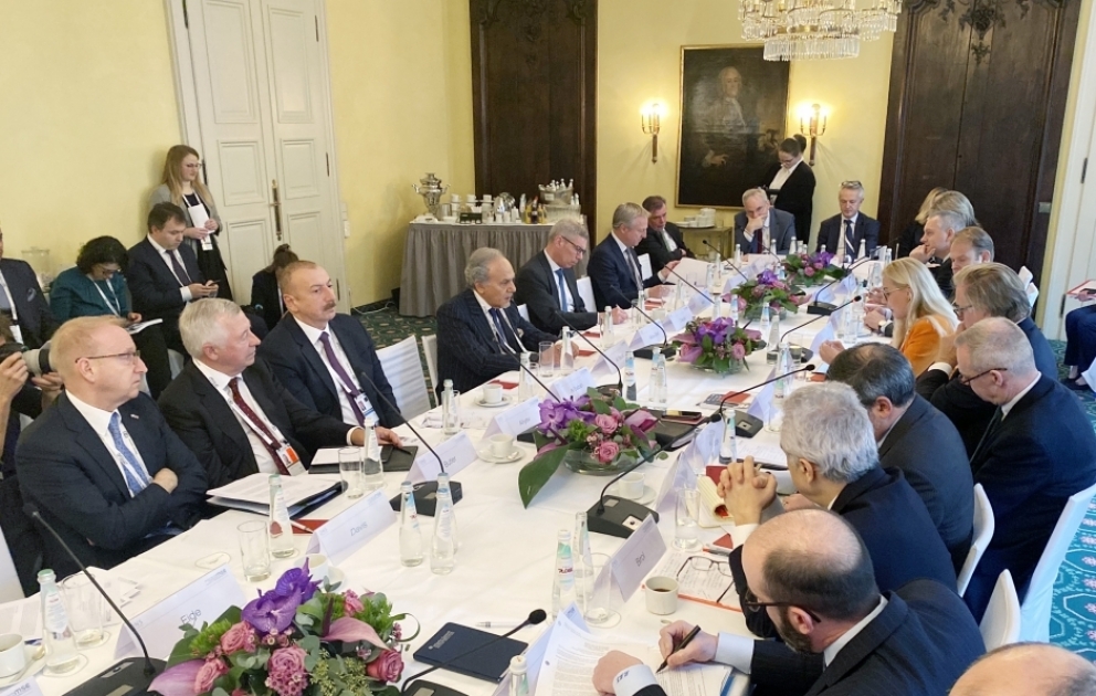 President Ilham Aliyev attended Energy Security round table as part of Munich Security Conference