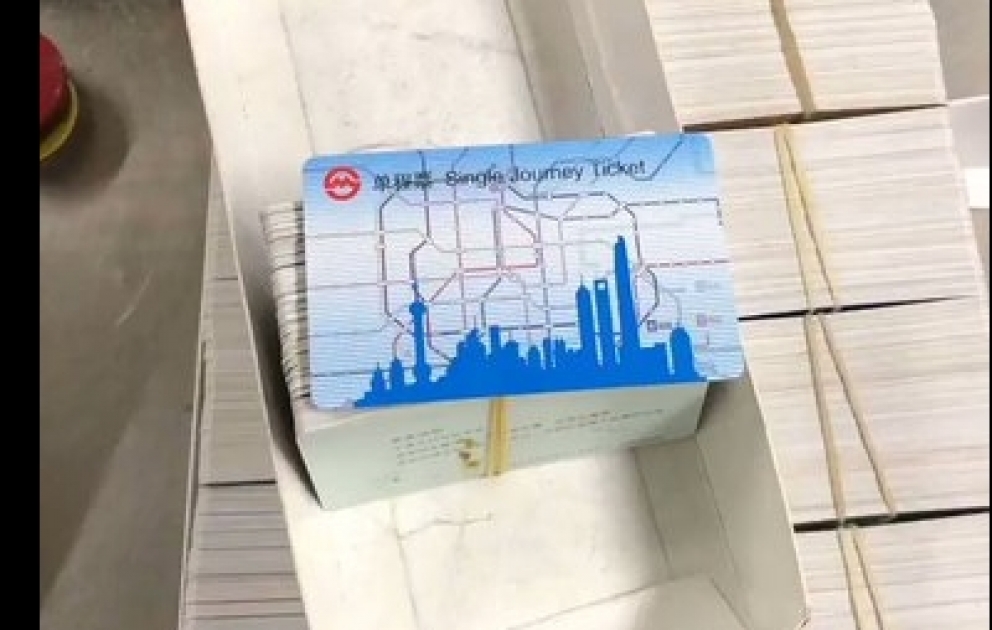 Çində metro biletləri belə dezinfeksiya olunur