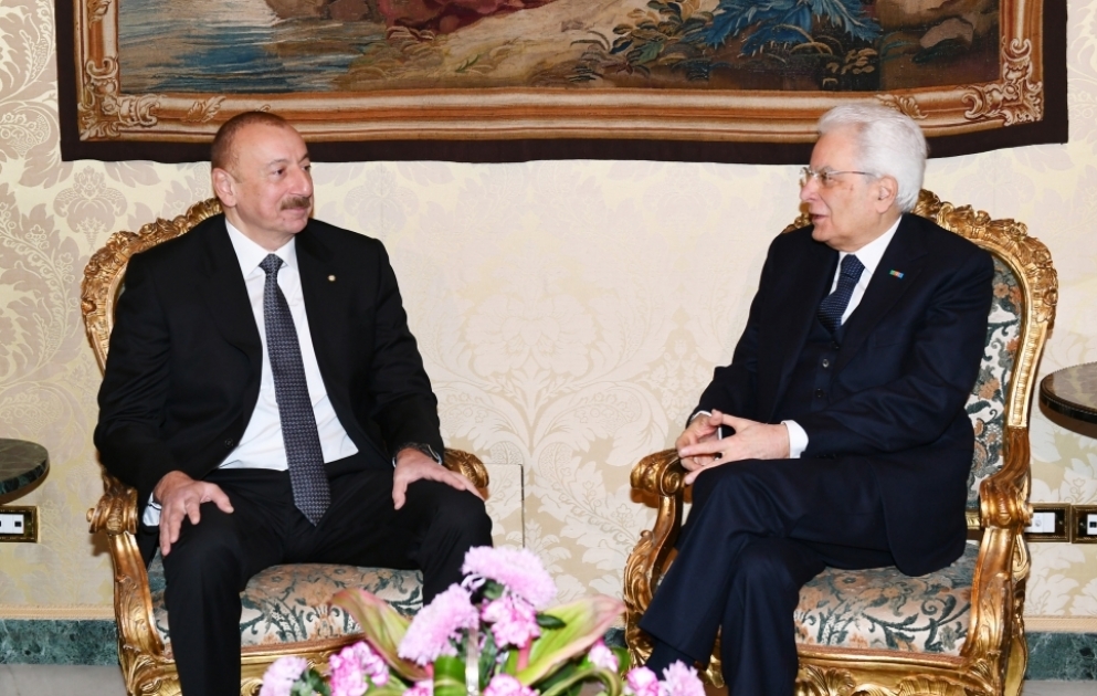 Azerbaijani, Italian presidents held one-on-one meeting
