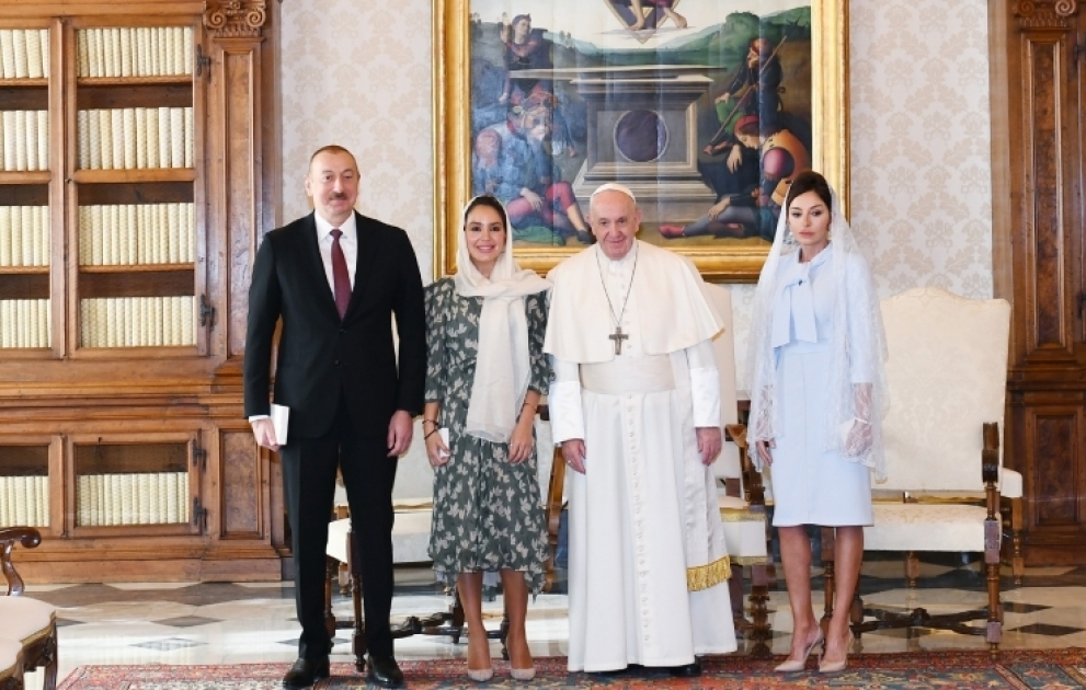 President Ilham Aliyev met with Pope Francis in Vatican