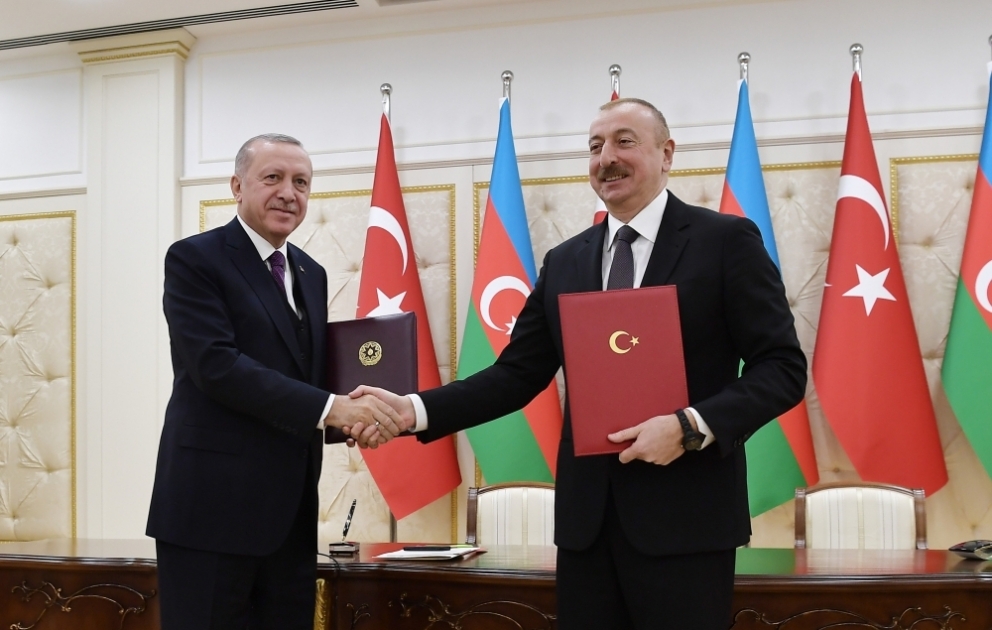 L’Azerbaïdjan et la Turquie signent une série de documents